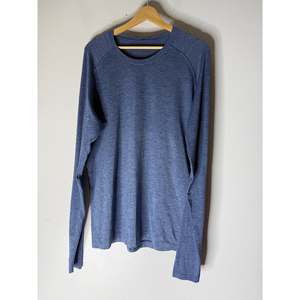 Lululemon men's long sleeve crew neck T-shirt blue‎ size large